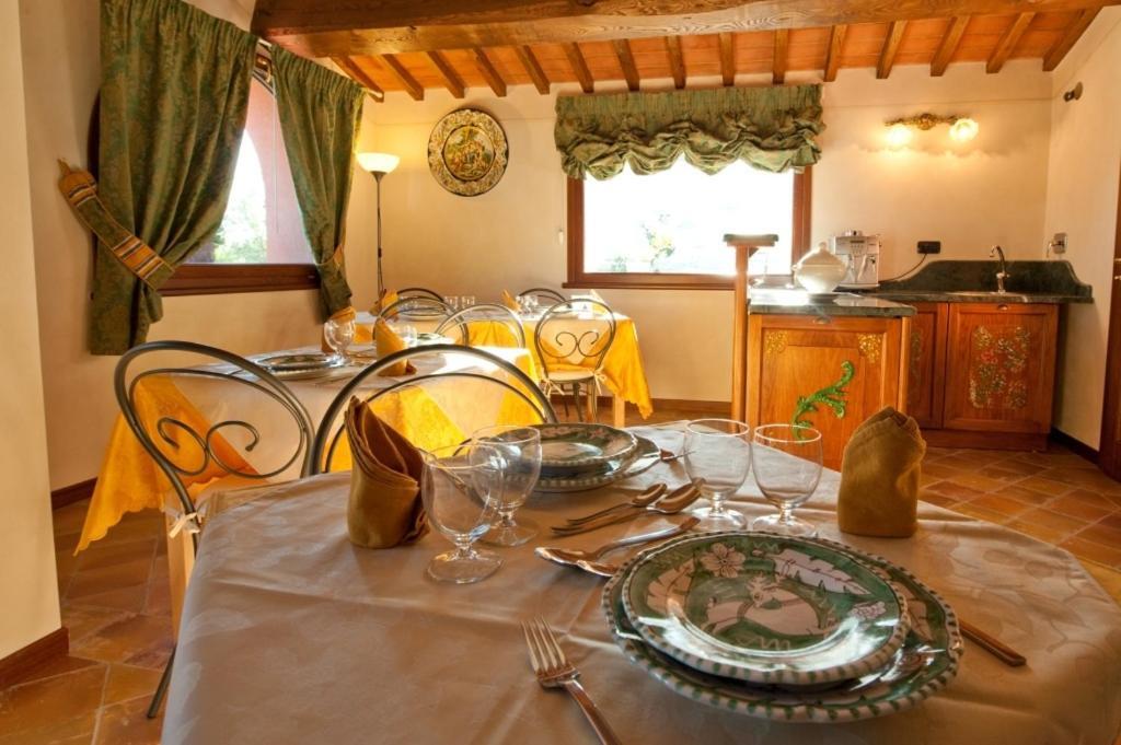 Podere Chiaromonte Palaia Luaran gambar